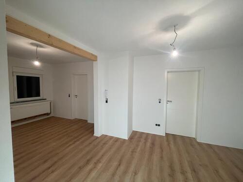 Foto - Hochwertig sanierte 3‑Zimmer Wohnung