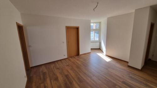 Foto - Helle 3-Raum-Wohnung im Erdgeschoss