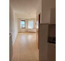 40qm Zimmer Wohnung mit Balkon im Gelben Haus Veitlahm - Mainleus