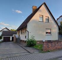 Freistehendes Einfamilienhaus mit Garage und großem Garten - Trebur
