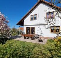 Wunderschönes möbiliertes Haus über Winter zu vermieten - Merchweiler