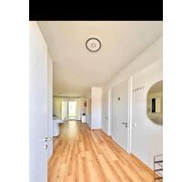 Helle 2 Zimmer Wohnung EG Sep. Eingang Terrasse - Öhringen