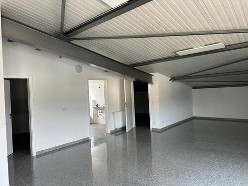 Foto - Büro mit Lagerraum - 700,00&nbsp;EUR Kaltmiete, ca.&nbsp; 70,00&nbsp;m&sup2;