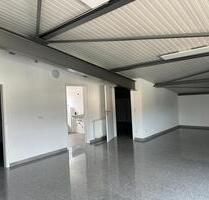 Büro mit Lagerraum - 700,00&nbsp;EUR Kaltmiete, ca.&nbsp; 70,00&nbsp;m&sup2; in Waghäusel (PLZ: 68753)
