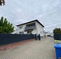 3. Zimmer Wohnung im OG - 1.200,00&nbsp;EUR Kaltmiete, ca.&nbsp; 125,00&nbsp;m&sup2; in Eich (PLZ: 67575)