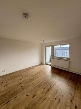 Foto - Neu renovierte 3 Zimmer Wohnung in ruhiger Lage