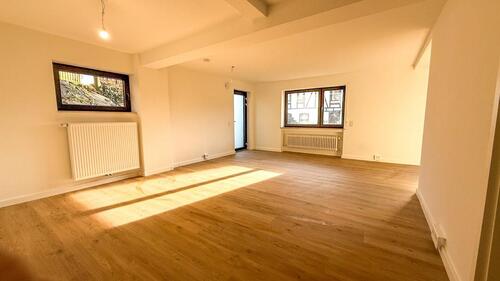 Foto - Großzügige Erdgeschosswohnung mit Terrasse und Garten