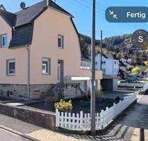 Modernes Zuhause mit viel Platz - Kordel