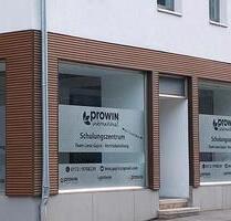 Gewerberaum an der Hauptstraße - 500,00 EUR Kaltmiete, ca.  64,00 m² in Lichtenstein (PLZ: 72805)