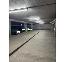 Tiefgaragenstellplatz zu vermieten Josephsburgstr. ab Oktober - München Berg am Laim