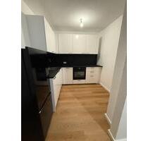 *Modernisierte 2-Zimmer-Wohnung mit 2 Balkonen in Top-Innenstadtlage von Gießen*