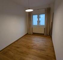 1 Zimmer in einer WG - 680,00&nbsp;EUR Kaltmiete, ca.&nbsp; 13,00&nbsp;m&sup2; in Frankfurt am Main (PLZ: 60385) Bornheim