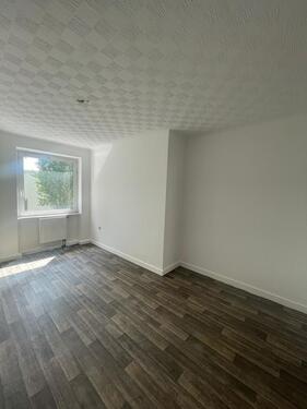 Foto - + + + 2 ZKB WOHNUNG IN DER BREITENBACHERSTR. IN SAARBRÜCKEN + + +