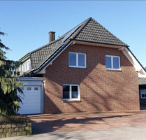 Charmante Dachgeschosswohnung mit Balkon und eigener Garage - Twistringen