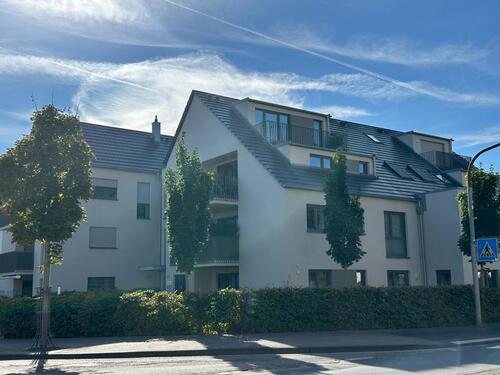 Foto - Neuwertige 2-Zimmer Wohnung mit EinbaukücheBalkon - zentral