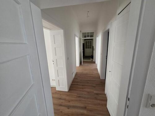 Foto - Schön sanierte 3ZKB in der Nähe Staden Uhlandstr. 66121