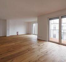 Stilvolle 4-Zimmer-Wohnung auf 121 m² mit zwei Balkonen in Zentrum Süd - Erstbezug - Leipzig Mitte