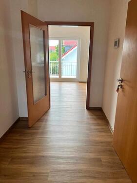Foto - Ruhige Dachgeschoss WHG - 800,00 EUR Kaltmiete,