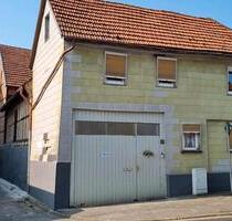 Vierseitenhof EFH mit Top Verkehrsanbindung - Hungen