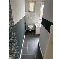 Erdgeschoss 4 Zimmer Wohnung zentral mit Garten zu vermieten - Sulingen