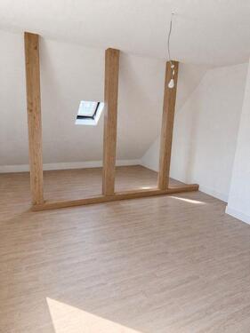 Foto - neu renovierte 2,5 + 3 Zimmer Wohnungen