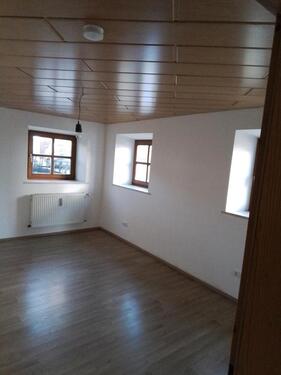 Foto - Erdgeschoßwohnung in Dorfen zur Miete