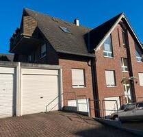 ETW OB Königshardt mit Garage - 245.000,00 EUR Kaufpreis, ca.  83,00 m² in Oberhausen (PLZ: 46147) Schmachtendorf