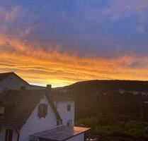 Modernisierte Wohnung mit vier Zimmern sowie Balkon und Terrasse - Bad Dürkheim