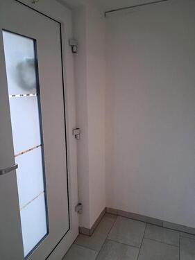 Foto - Vermiete 3 Zimmer Souterrain Wohnung