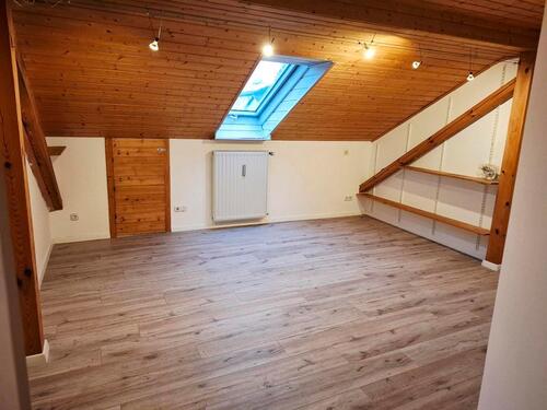 Foto - Dachgeschoßwohnung in Vilseck zur Miete