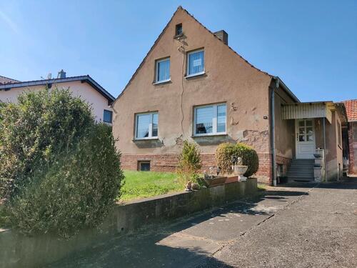 Foto - Haus mit großem Grundstück zu verkaufen