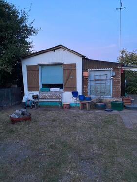 Foto - Kleingarten Schrebergarten mit Kamin in Döhren
