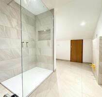 Renovierte DG-Wohnung mit Balkon in Wasseralfingen - Aalen Attenhofen