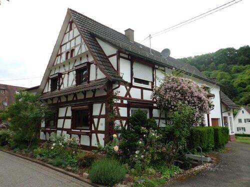 Foto - Kinderfreundliche 7 Zimmer Wohnung, Gaggenau-Sulzbach