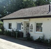Gepflegte Doppelhaushälfte Provisionsfrei in Neumünster