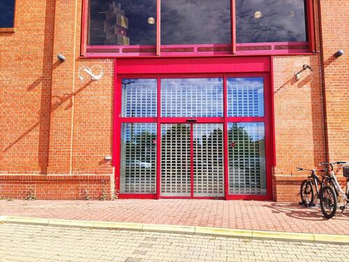 Foto - Ebenerdige Gewerbefläche zur individuellen Nutzung (auch als Lager- & Verteilzentrum) in guter Geschäftslage von Torgau