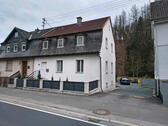 Foto - Haus mit zwei Wohnungen - 1.000,00&nbsp;EUR Kaltmiete, ca.&nbsp; 150,00&nbsp;m&sup2;