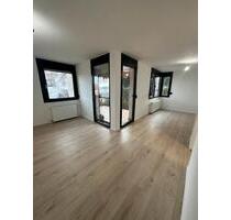 Charmante 2,5 Zimmer Wohnung mit Terrasse - Esslingen am Neckar Brühl