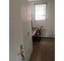 Sehr schönes Zimmer in einer 3 er WG für StudentenPraktikanten - Friedrichshafen Allmannsweiler