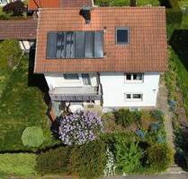 Gepflegtes Zweifamilienhaus mit Garten und Garage - Albstadt Gemarkung Onstmettingen