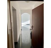 Schöne 3-Zimmer-Wohnung mit Balkon und Einbauküche - Ludwigshafen am Rhein Edigheim