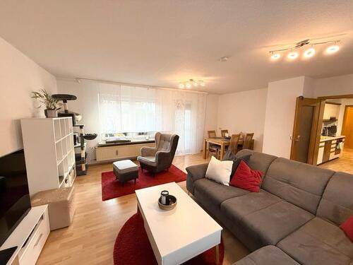 Foto - Großzügige 3,5 Zimmer EG-Wohnung mit Wintergarten & Garten