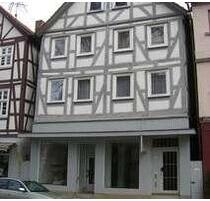 Fachwerkhaus in Bestlage – Wohnen & Gewerbe kombiniert | 2×140 m² - Melsungen