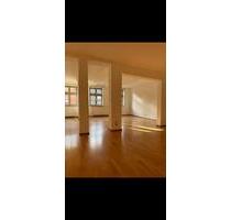 Schöne 4 -Zimmer -Wohnung (Zentrum) - Holzminden