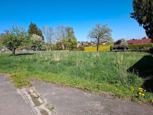 Foto - Grünfläche - 90,00&nbsp;EUR Kaltmiete, ca.&nbsp; 0,00&nbsp;m&sup2;
