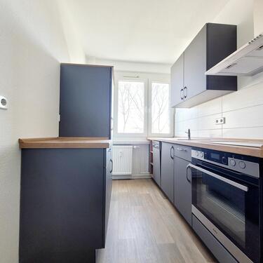 Foto - 2-Zimmer, XXL-Balkon, teilmöbliert