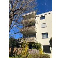 Frisch sanierte helle 2,5-Zimmer-Wohnung mit Balkon und Keller - Bietigheim-Bissingen