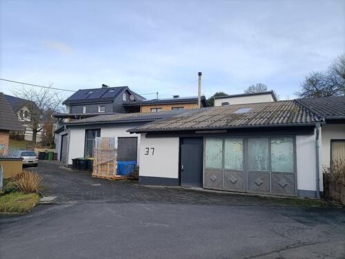 Foto - Gewerbegrundstück, vormals Schreinerei zu vermieten