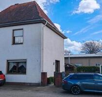Freistend. Haus in ruhiger Lage - Garten, Teich & viel Potential - Emsdetten