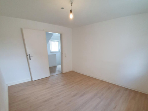 Foto - 3 schöne WG-Zimmer in Haus in Untertürkheim